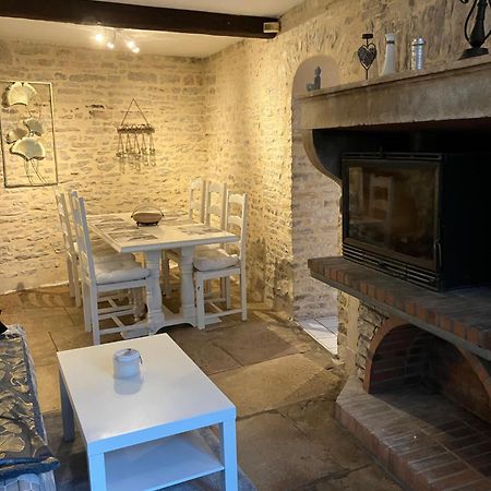 Charmante Maison En Pierres Precy-le-Sec Экстерьер фото