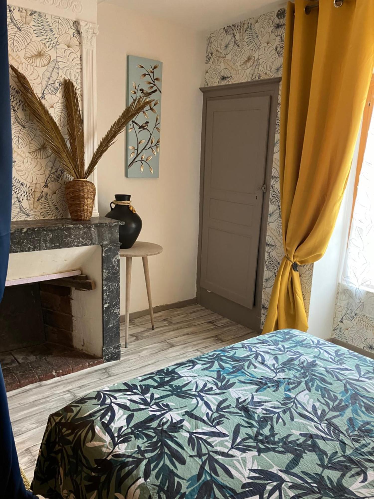 Charmante Maison En Pierres Precy-le-Sec Экстерьер фото